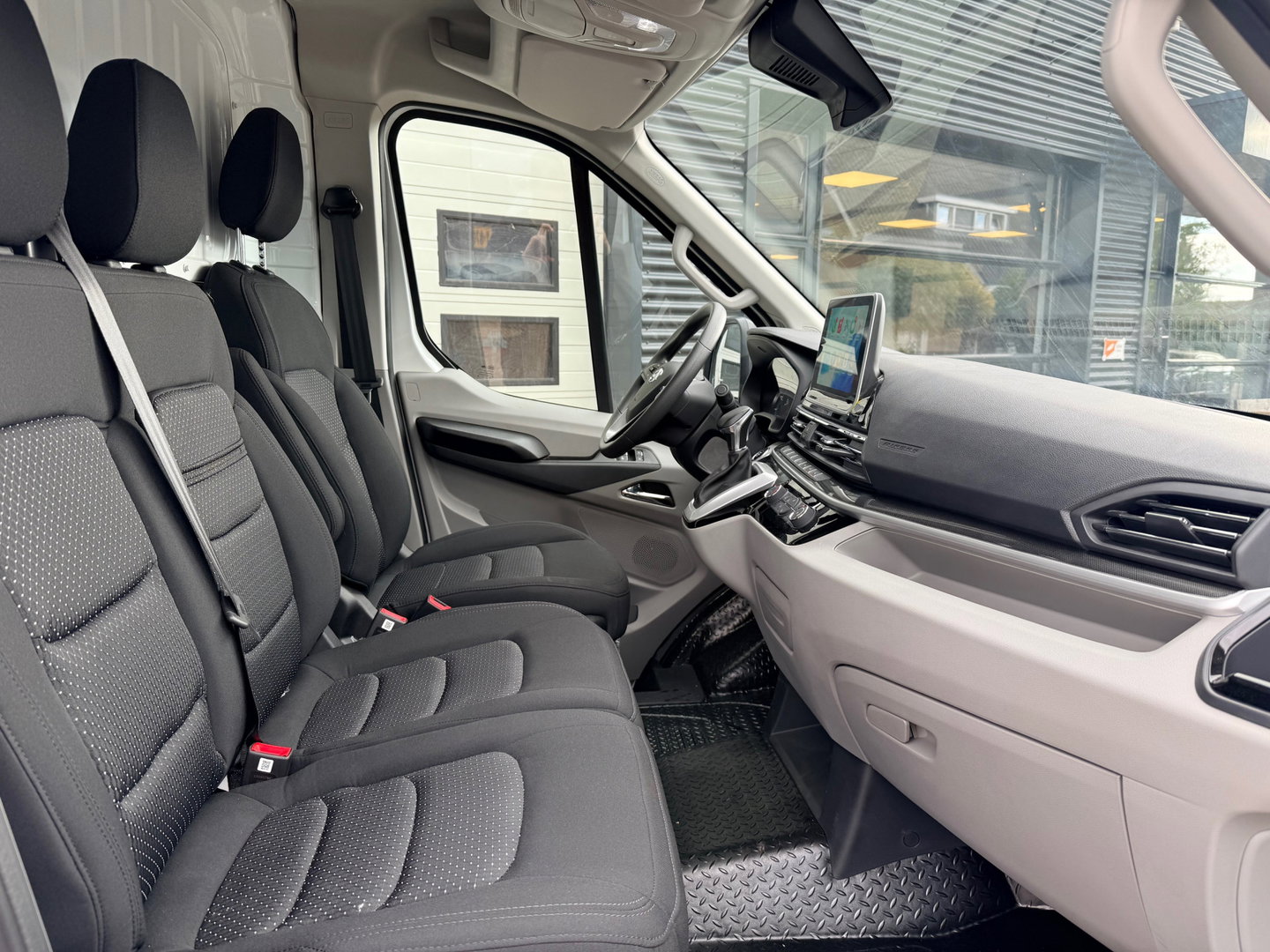 Maxus eDeliver 9 89 kWh SoH 98 % L3H2 - 2025 Links + Rechts Schuifdr.. - AC + DC Laden