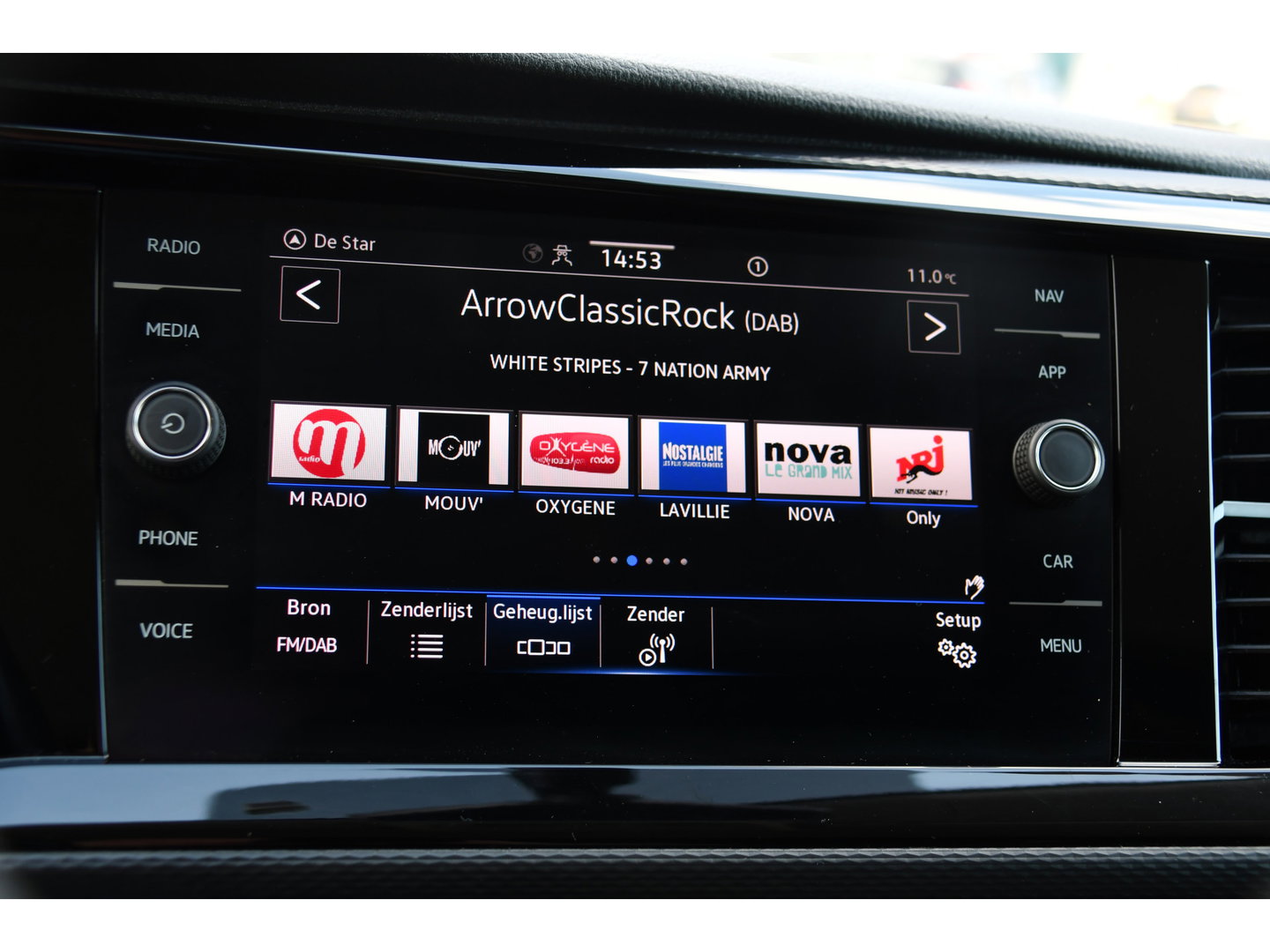 Volkswagen Transporter 2.0 TDI L1H1 28 Bulli Virtual Cockpit, Cruise, Camera, 150pk, LED, Airco, Trekhaak, Uniek!