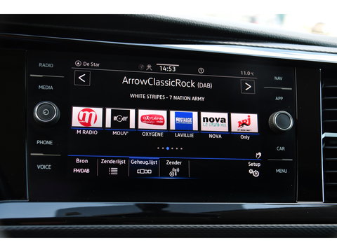 Volkswagen Transporter 2.0 TDI L1H1 28 Bulli Virtual Cockpit, Cruise, Camera, 150pk, LED, Airco, Trekhaak, Uniek!