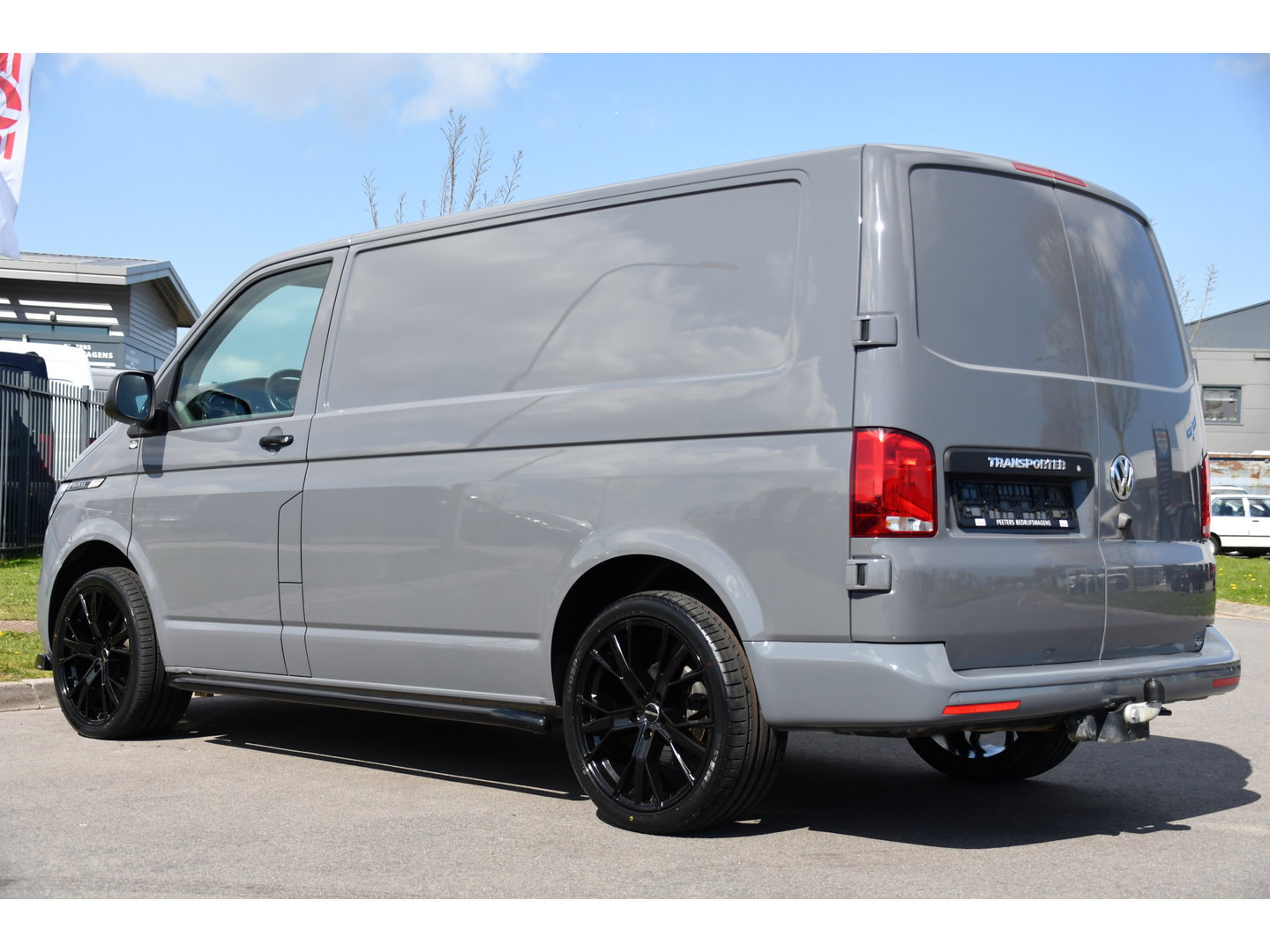 Volkswagen Transporter 2.0 TDI L1H1 28 Bulli Virtual Cockpit, Cruise, Camera, 150pk, LED, Airco, Trekhaak, Uniek!