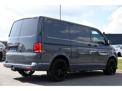 Volkswagen Transporter 2.0 TDI L1H1 28 Bulli Virtual Cockpit, Cruise, Camera, 150pk, LED, Airco, Trekhaak, Uniek!
