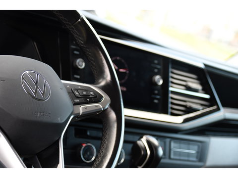 Volkswagen Transporter 2.0 TDI L1H1 28 Bulli Virtual Cockpit, Cruise, Camera, 150pk, LED, Airco, Trekhaak, Uniek!