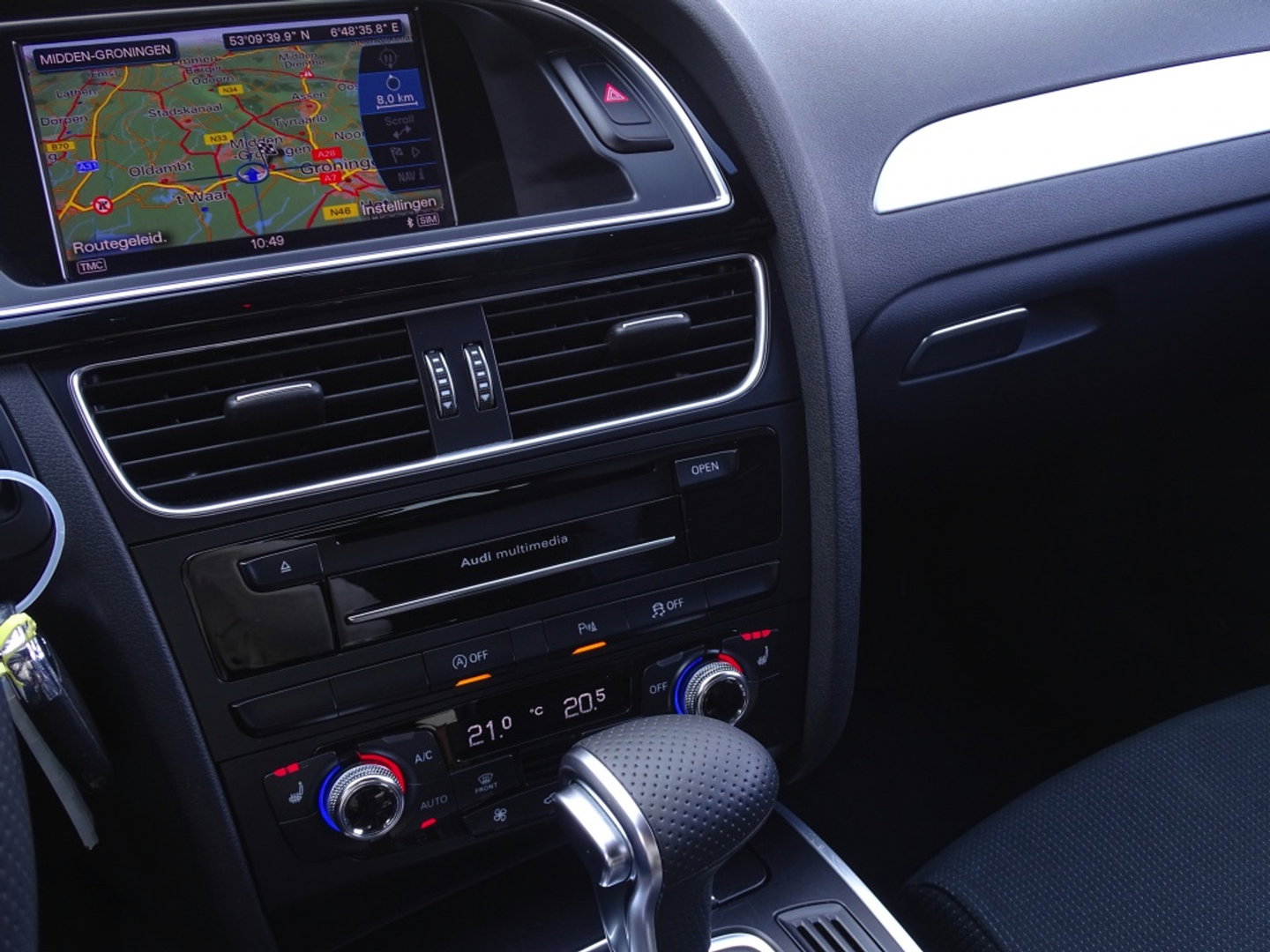 Audi A4 Avant 1.8 TFSI 170PK automaat / S-Line / S-Edition / MMI / LED