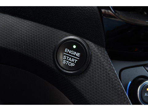 Ford Transit Connect 1.5 EcoBlue L2 Limited Camera, Cruise, Carplay, 120pk, Automaat, LED, Stoelverwarming, Clima, Automaat, Trekhaak, Uniek!