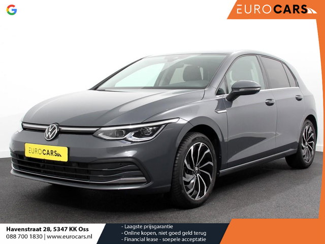 Volkswagen Golf - 1.5 eTSI 150pk DSG Style Navigatie DAB Camera Lane Assist LED Adaptive Cruise Control Keyless Go Stoelverwarming Lichtmetalen Velgen