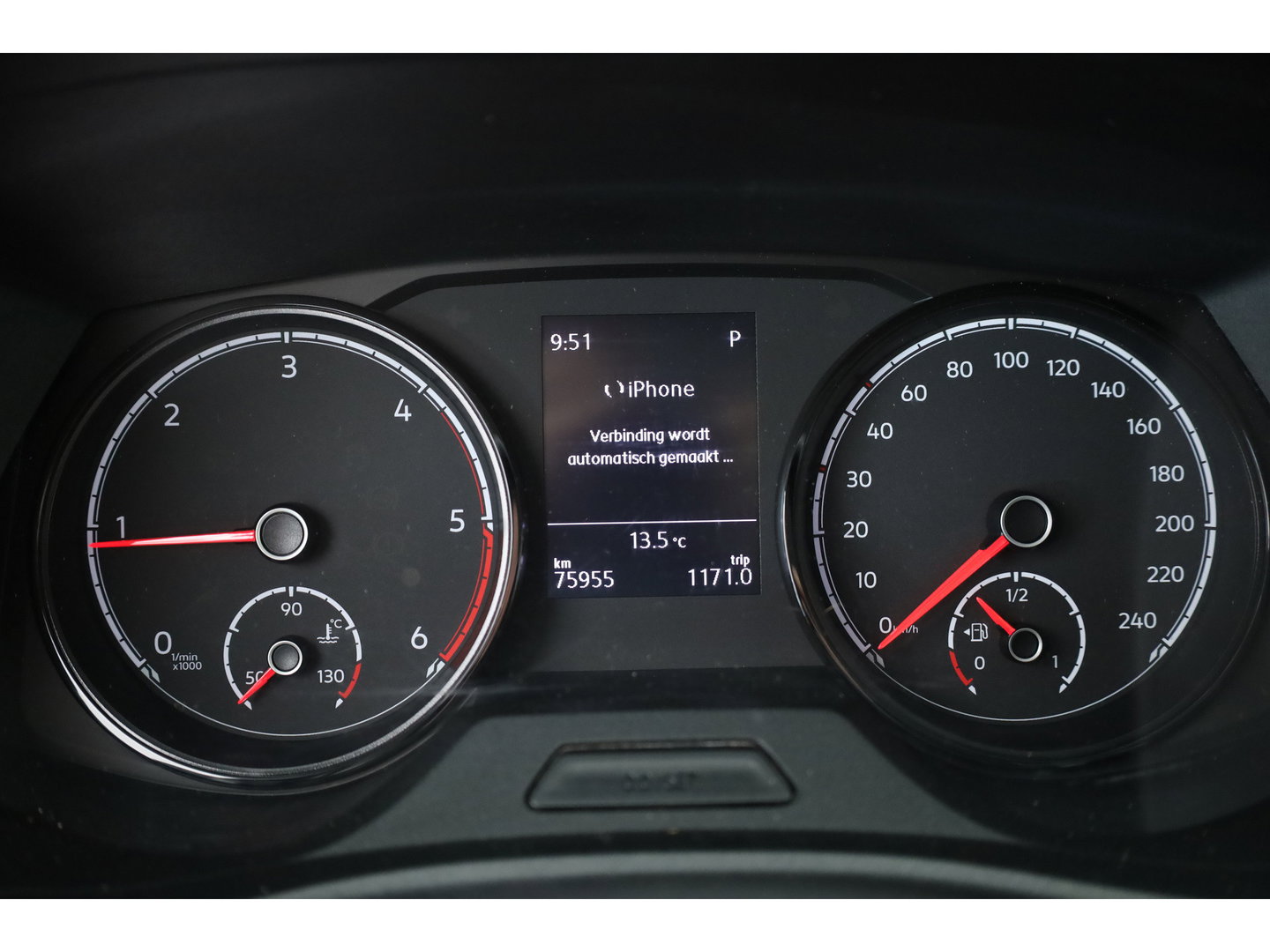 Volkswagen Transporter 2.0 TDI-150pk Automaat | L1H1 | Apple CarPlay & Android Auto | Camera | PDC V+A | Trekhaak | All Season | DAB