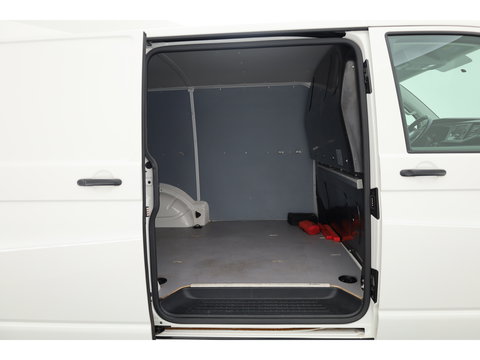 Volkswagen Transporter 2.0 TDI-150pk Automaat | L1H1 | Apple CarPlay & Android Auto | Camera | PDC V+A | Trekhaak | All Season | DAB