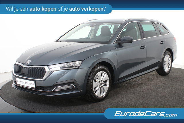 Škoda Octavia - Combi 1.0 e-TSI Ambition Automaat *1ste Eigenaar*Navigatie*Trekhaak*