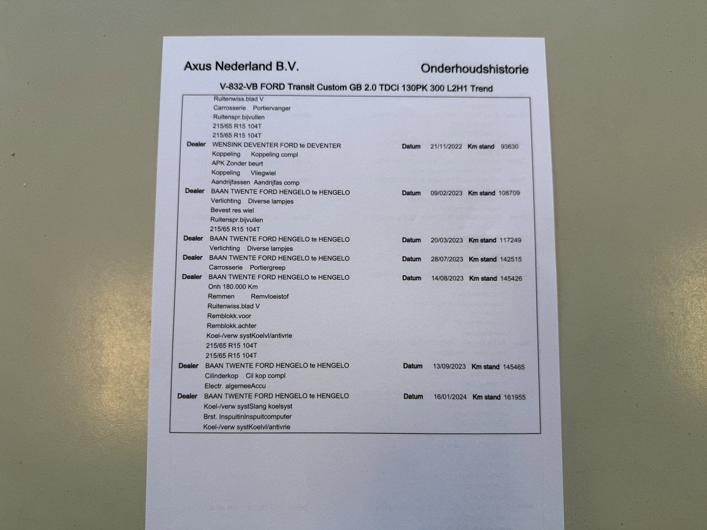 Ford Transit Custom 300 2.0 TDCI 130pk L2H1 Trend / euro 6 / vaste prijs rijklaar € 12.950 ex btw / lease vanaf € 218 / airco / cruise / navigatie / camera / trekhaak 2700 kg !