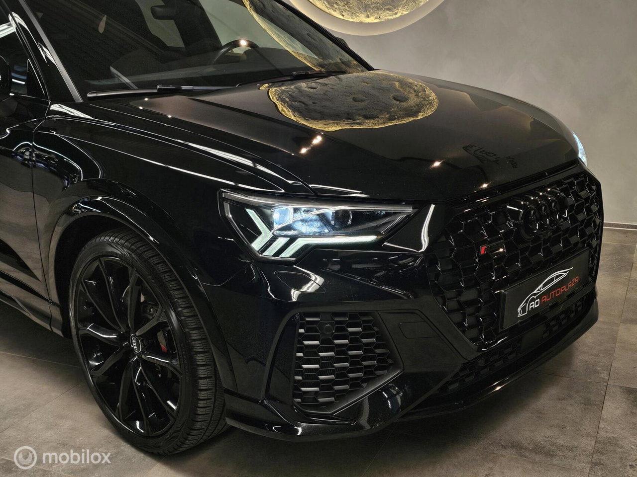 Audi RSQ3
