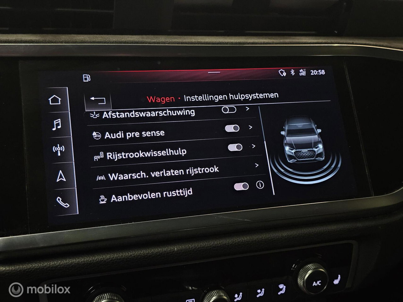 Audi RSQ3