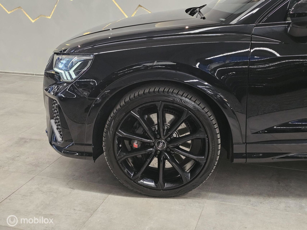 Audi RSQ3