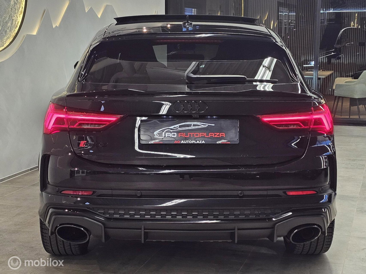 Audi RSQ3