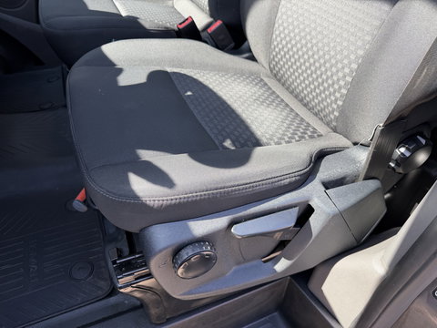 Ford Transit Custom 300 2.0 TDCI L2H1 Trend / vaste prijs rijklaar € 21.950 ex btw / dubbele schuifdeur / lease vanaf € 358 / airco / cruise / camera / pdc voor en achter / euro 6 / bpm vrij