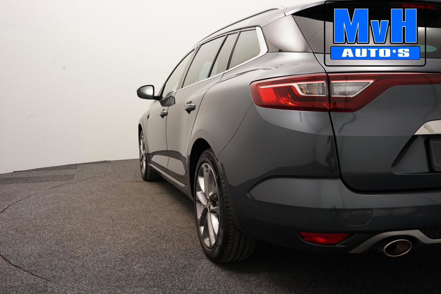 Renault Mégane Estate 1.3 TCe GT-Line|KUIPSTOEL|CAMERA|TREKH