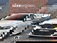 BMW 3 Serie - 330e xDrive M-Sport Pro Pano M-zetels ACC HUD 19inch El-klep