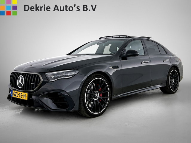Mercedes-Benz E-Klasse - AMG 53 4MATIC+ / NL Auto / Luchtvering (AMG RIDE CONTROL) / Panoramadak / Night Pakket / MBUX Superscreen / Achterasbesturing / Burmester / Plug-in hybride / Elektrisch rijbereik tot ca. 100 km /