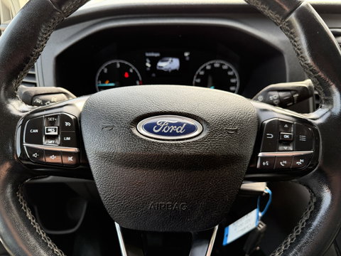 Ford Transit Custom 300 2.0 TDCI 130pk L2H1 Trend / vaste prijs rijklaar € 17.950 ex btw / ingerichte laadruimte / euro 6 / bpm vrij / trekhaak 2800 kg / airco / cruise / navigatie / camera !