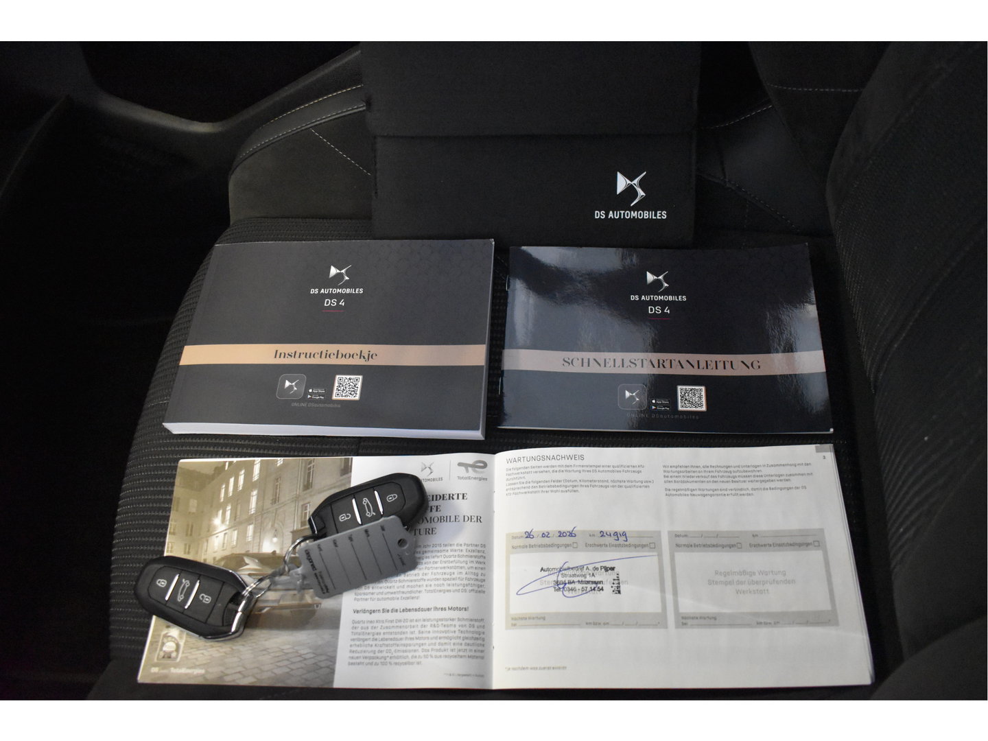 DS DS 4 1.2 PureTech Etoile Drive Assist Pack | Zeer vol | Keyless | HUD | 360 gr.camera | Open dak | Massagestoelen | Full LED