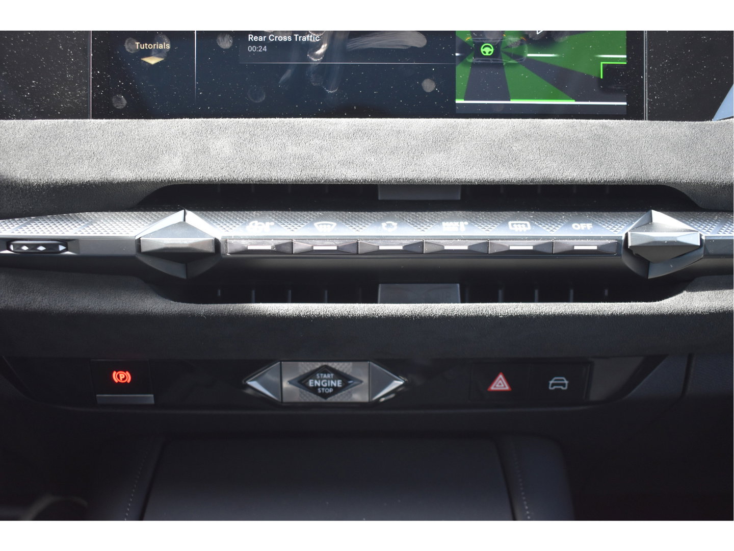 DS DS 4 1.2 PureTech Etoile Drive Assist Pack | Zeer vol | Keyless | HUD | 360 gr.camera | Open dak | Massagestoelen | Full LED