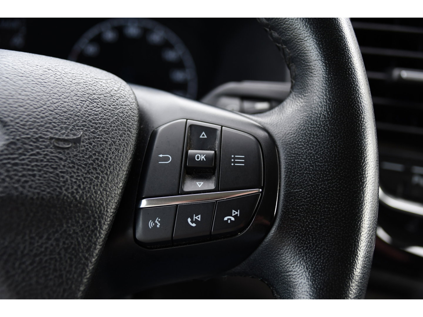 Ford Transit Custom 2.0 TDCI L1H1 Sport Edition Camera, Cruise, Carplay, 130pk, Sensoren, Trekhaak, Leder, LED, 2 x Schuifdeur, Stoelverwarming, Uniek!