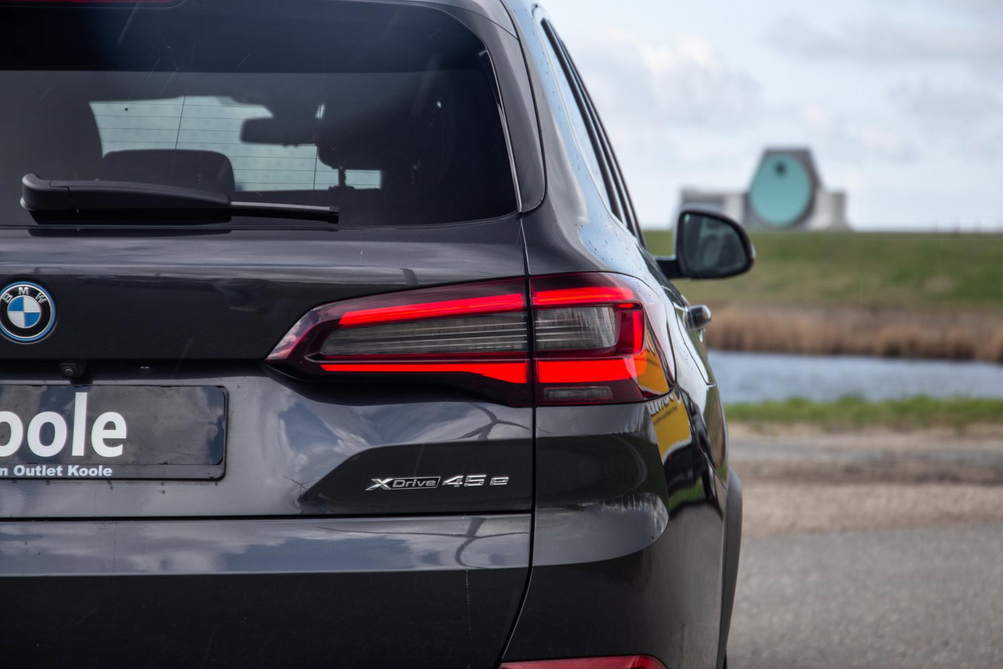 BMW X5 xDrive45e High Executive CARPLAY / CAMERA / DEALER ONDERHOUDEN / BRUIN LEER / STOELVERWARMING