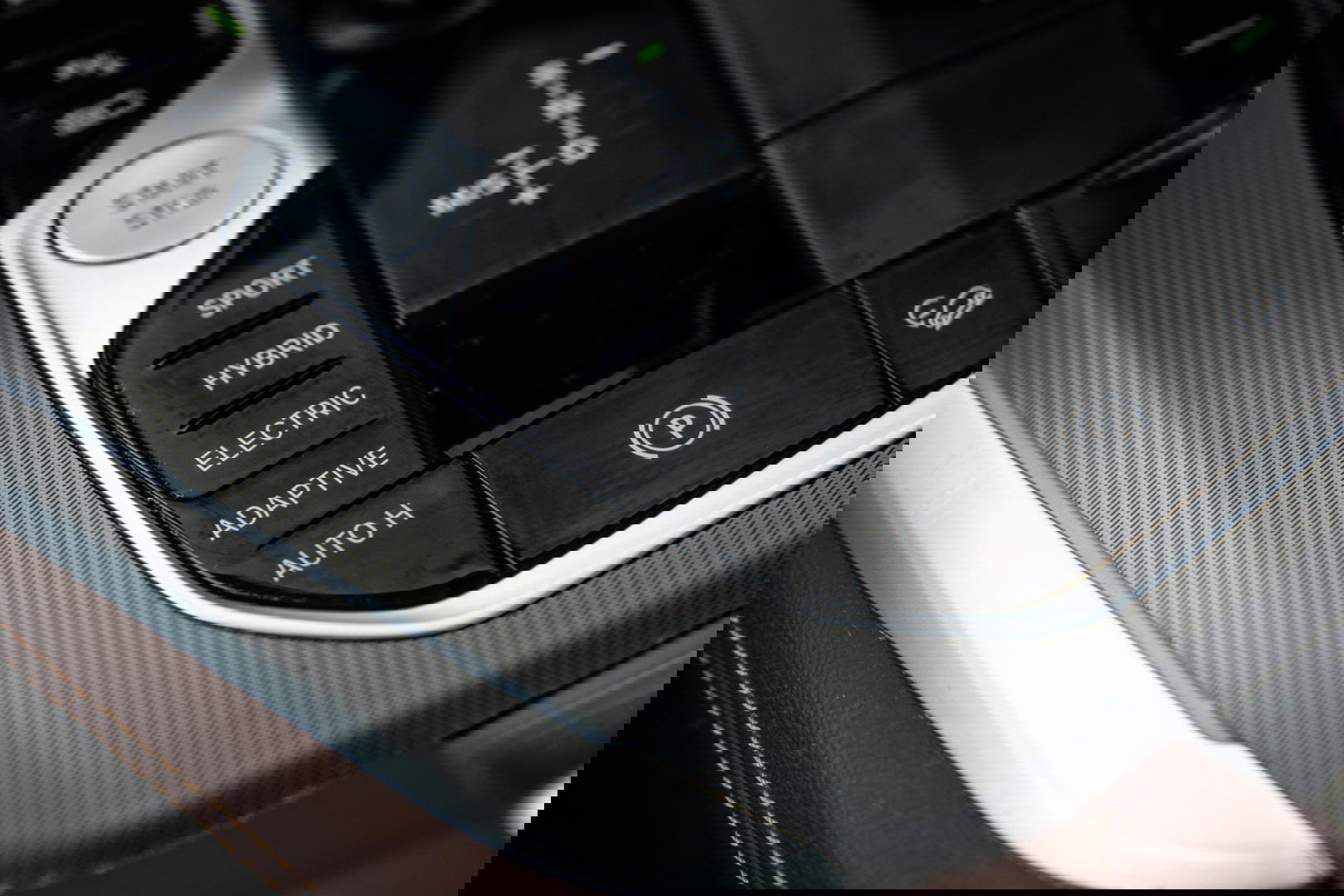 BMW X5 xDrive45e High Executive CARPLAY / CAMERA / DEALER ONDERHOUDEN / BRUIN LEER / STOELVERWARMING