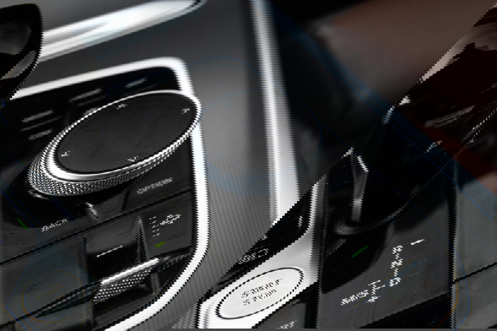 BMW X5 xDrive45e High Executive CARPLAY / CAMERA / DEALER ONDERHOUDEN / BRUIN LEER / STOELVERWARMING