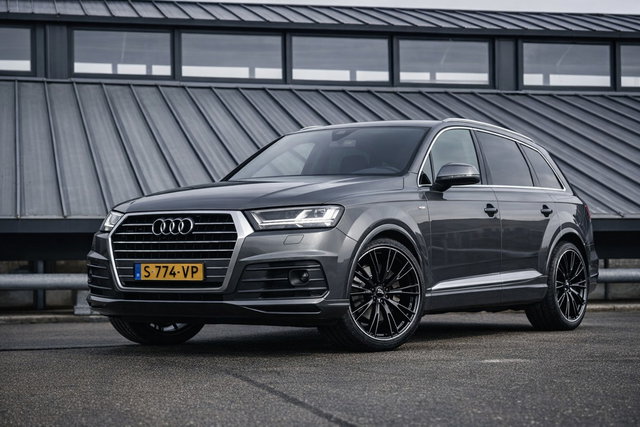 Audi Q7 - 3.0 V6 TDI 272PK Quattro S-Line Leder Pano Virtual Memory Xenon Luchtvering 22" ABT
