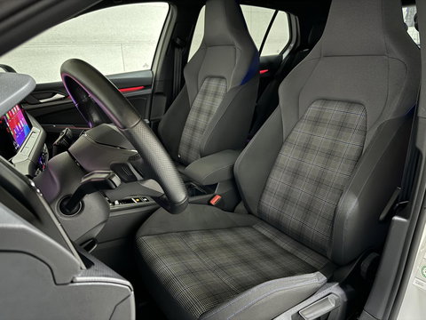 Volkswagen Golf 1.4 eHybrid GTE Pano IQ.Light Virtual HUD Sfeer