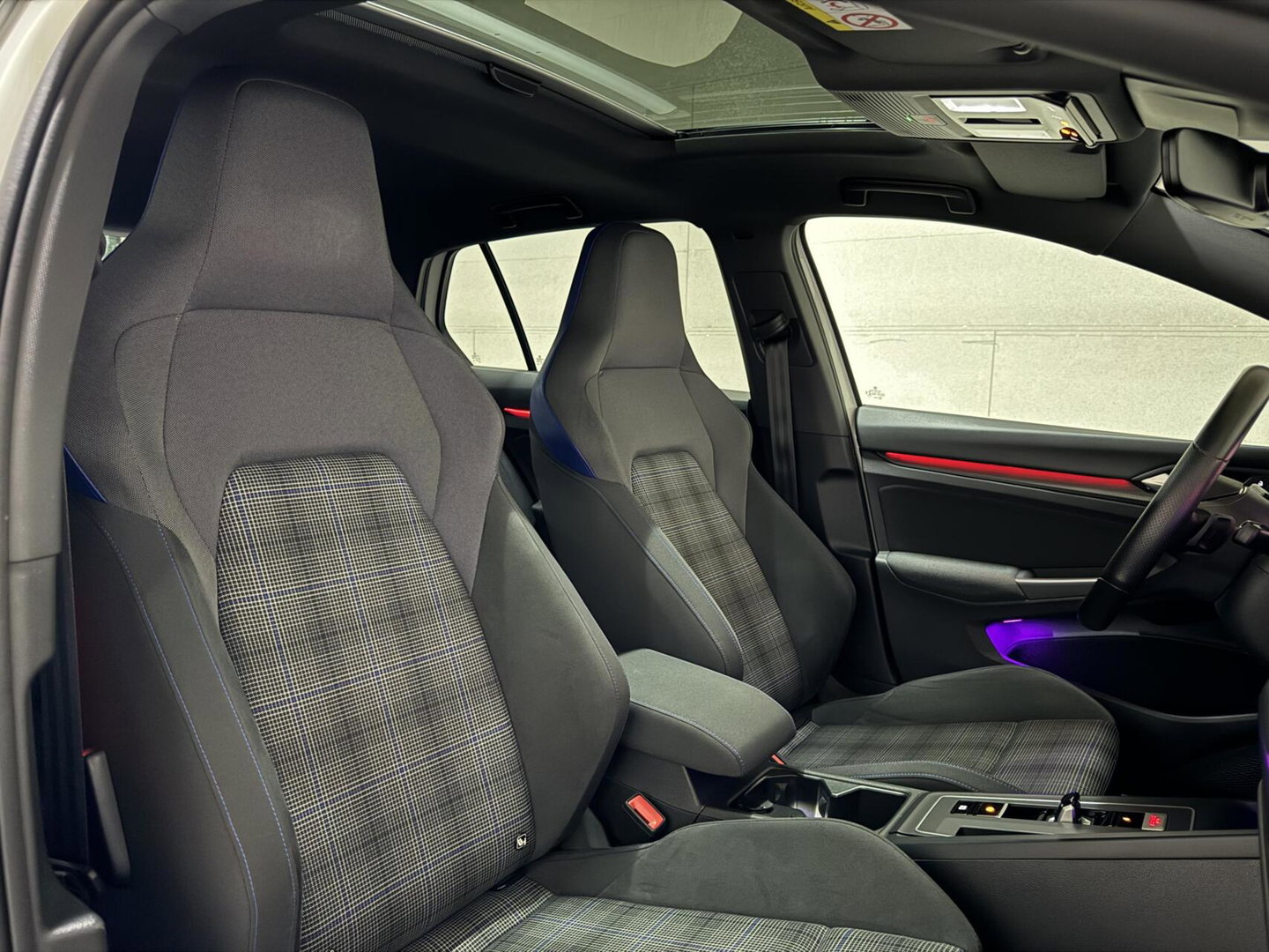 Volkswagen Golf 1.4 eHybrid GTE Pano IQ.Light Virtual HUD Sfeer