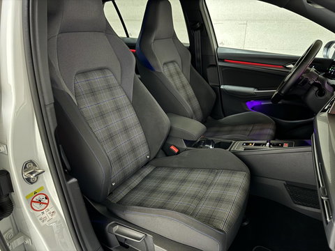 Volkswagen Golf 1.4 eHybrid GTE Pano IQ.Light Virtual HUD Sfeer