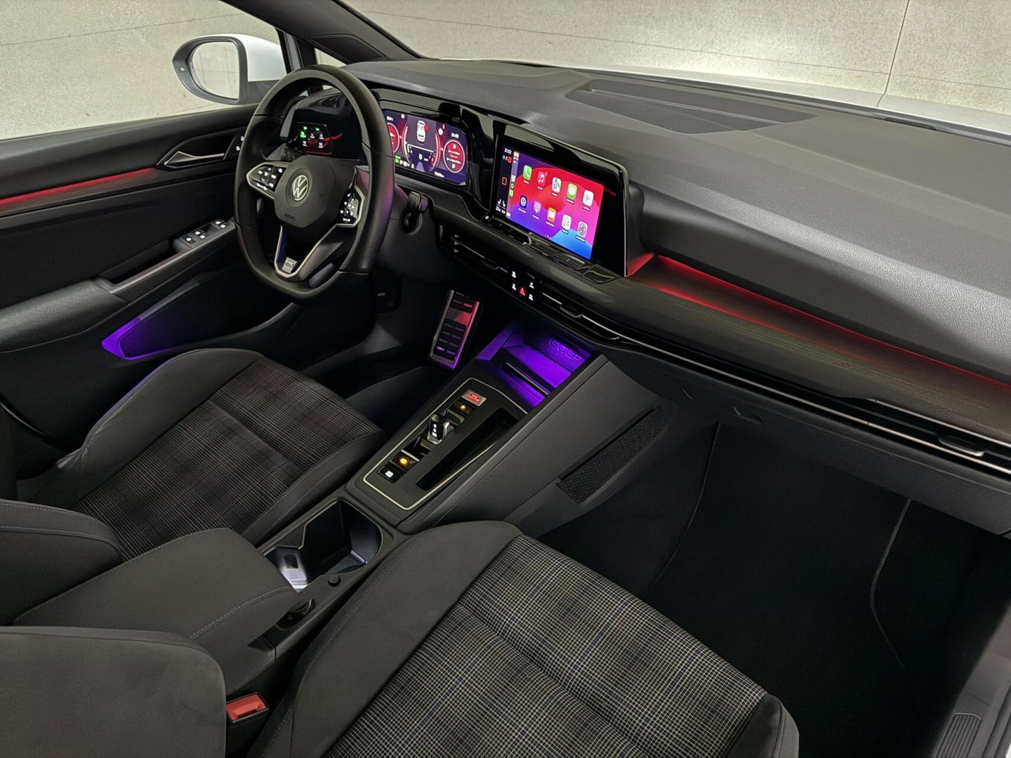 Volkswagen Golf 1.4 eHybrid GTE Pano IQ.Light Virtual HUD Sfeer