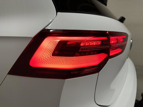 Volkswagen Golf 1.4 eHybrid GTE Pano IQ.Light Virtual HUD Sfeer