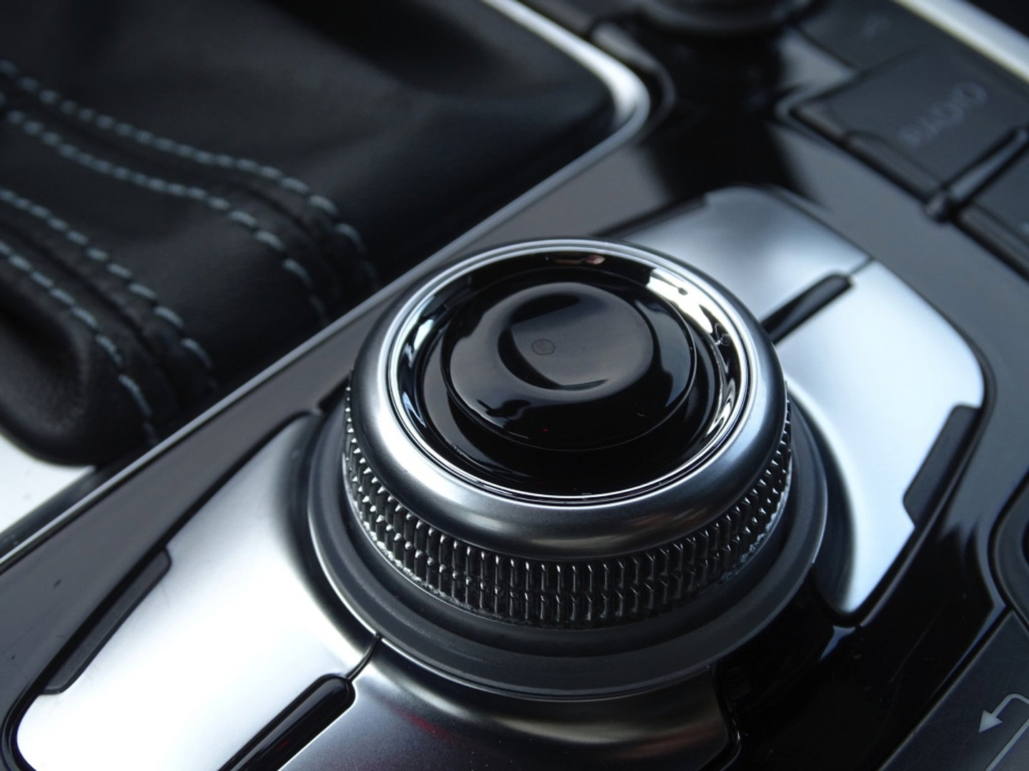 Audi A4 Avant 1.8 TFSI 170PK automaat / S-Line / S-Edition / MMI / LED