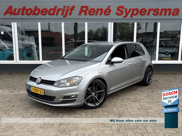 Volkswagen Golf - 1.4 TSI Highline | Automaat | Stoelverwarming | Parkeersensoren | Navi