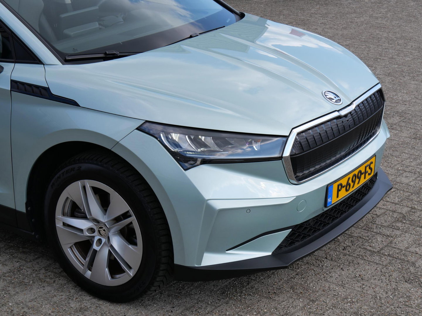 Škoda Enyaq iV 60/ WARMTEPOMP/ TREKHAAK/ COMFORT PACK/ CLIMATE PACK/ PARKEER PACK/ SOH 92%