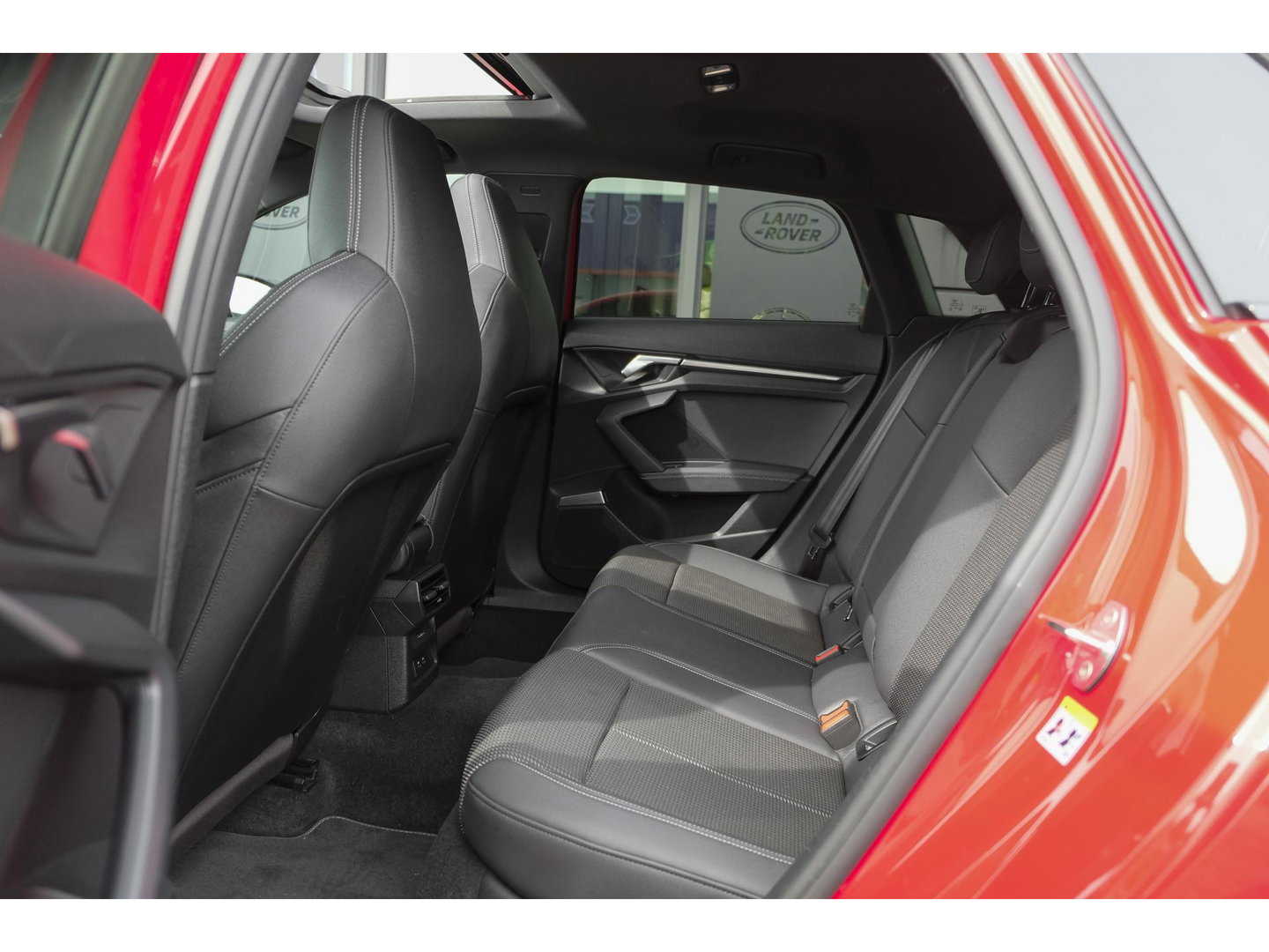 Audi A3 Sportback 35 TFSI 150pk S-Line Edition one Panoramadak B&O Sfeerverlichting Matrix led 1e Eigenaar