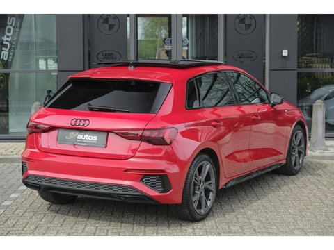 Audi A3 Sportback 35 TFSI 150pk S-Line Edition one Panoramadak B&O Sfeerverlichting Matrix led 1e Eigenaar