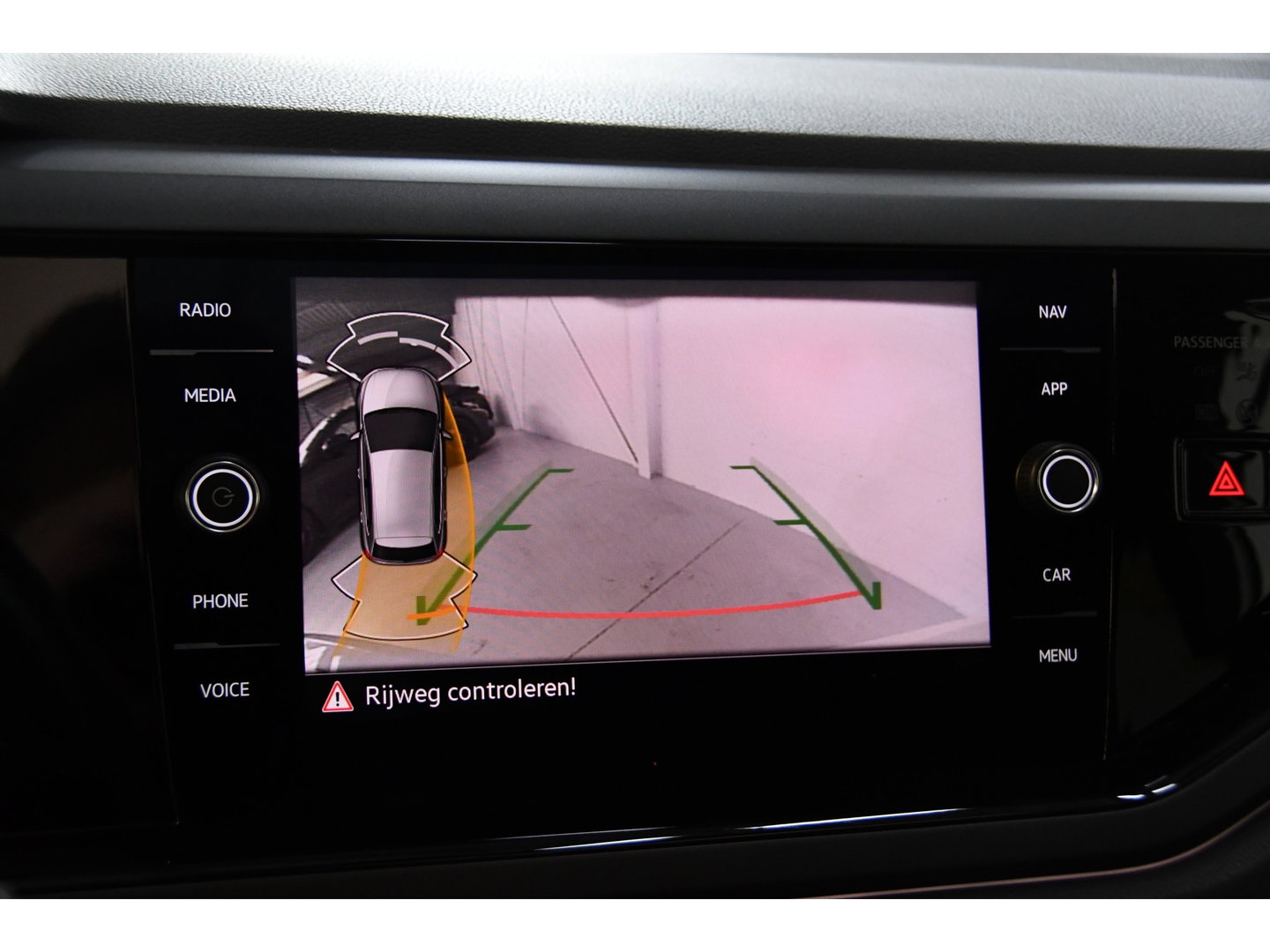 Volkswagen Polo 1.0 TSI R-Line, Pano, Camera, Frontassist