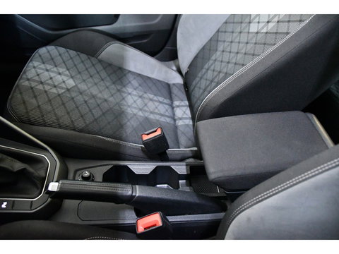 Volkswagen Polo 1.0 TSI R-Line, Pano, Camera, Frontassist