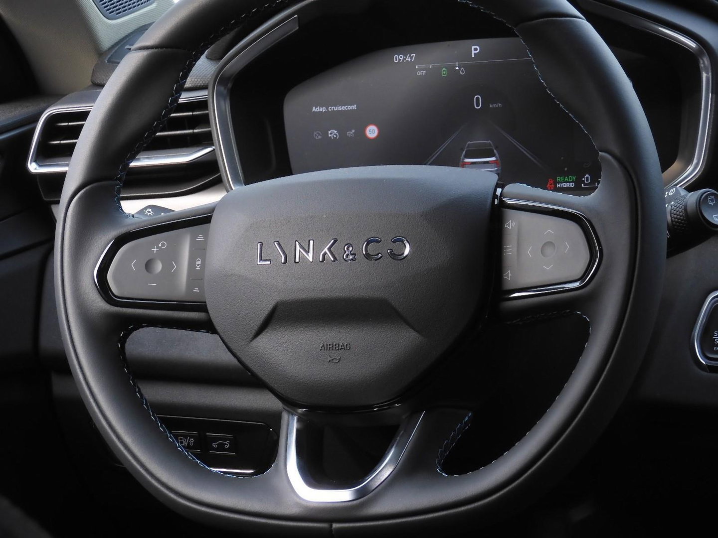Lynk & Co 01 PHEV/ 360°CAMERA/ TREKHAAK/ PANORAMADAK/ SFEERVERLICHTING