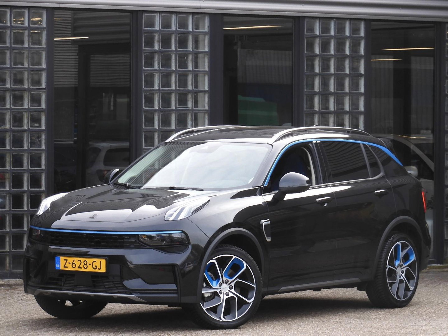 Lynk & Co 01 PHEV/ 360°CAMERA/ TREKHAAK/ PANORAMADAK/ SFEERVERLICHTING