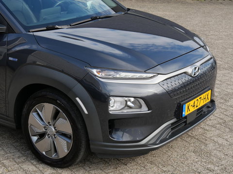 Hyundai KONA EV 64kWH FASHION/ DESIGN PACK/ HEAD-UP/ BLIND SPOT/ SOH 100%