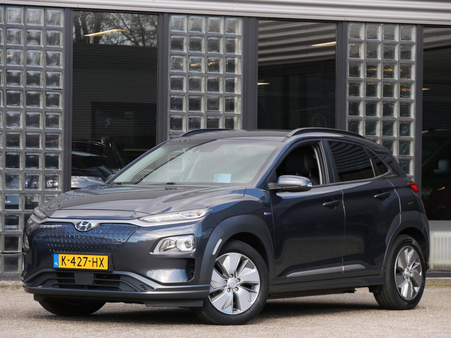 Hyundai KONA EV 64kWH FASHION/ DESIGN PACK/ HEAD-UP/ BLIND SPOT/ SOH 100%