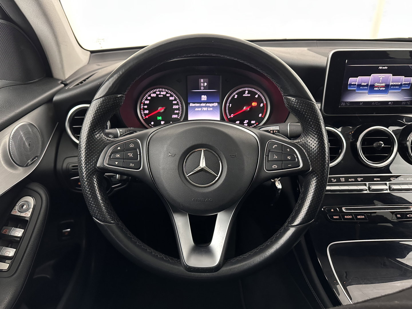 Mercedes-Benz GLC 220 d 4MATIC Ambition Aut. *FULL-LED | HEATED-COMFORTSEATS | BURMESTER-AUDIO | NAVI-FULLMAP | PRIVACY-GLASS | SHIFTPADDLES | ECC | PDC | CRUISE | 17''ALU*
