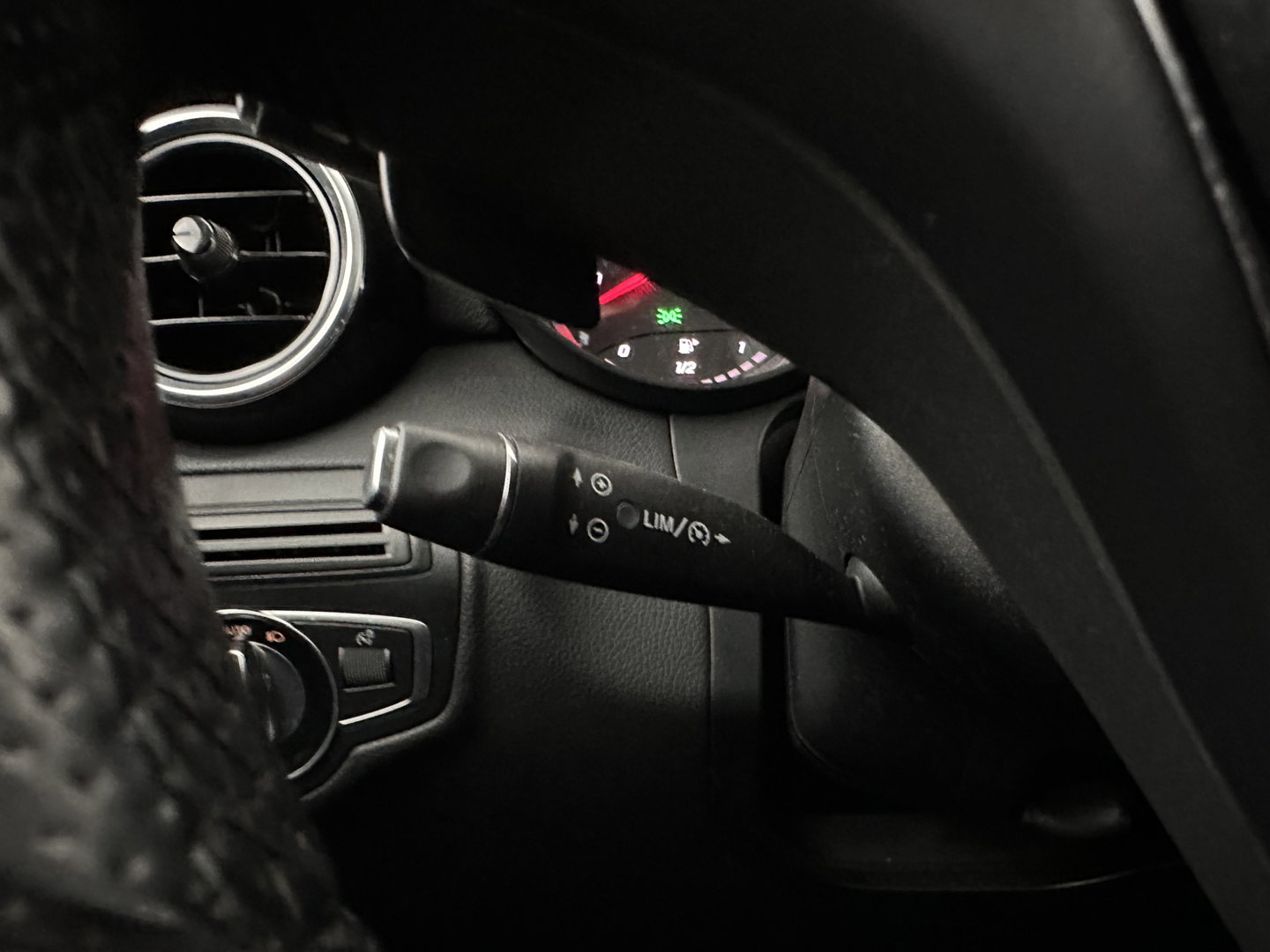 Mercedes-Benz GLC 220 d 4MATIC Ambition Aut. *FULL-LED | HEATED-COMFORTSEATS | BURMESTER-AUDIO | NAVI-FULLMAP | PRIVACY-GLASS | SHIFTPADDLES | ECC | PDC | CRUISE | 17''ALU*