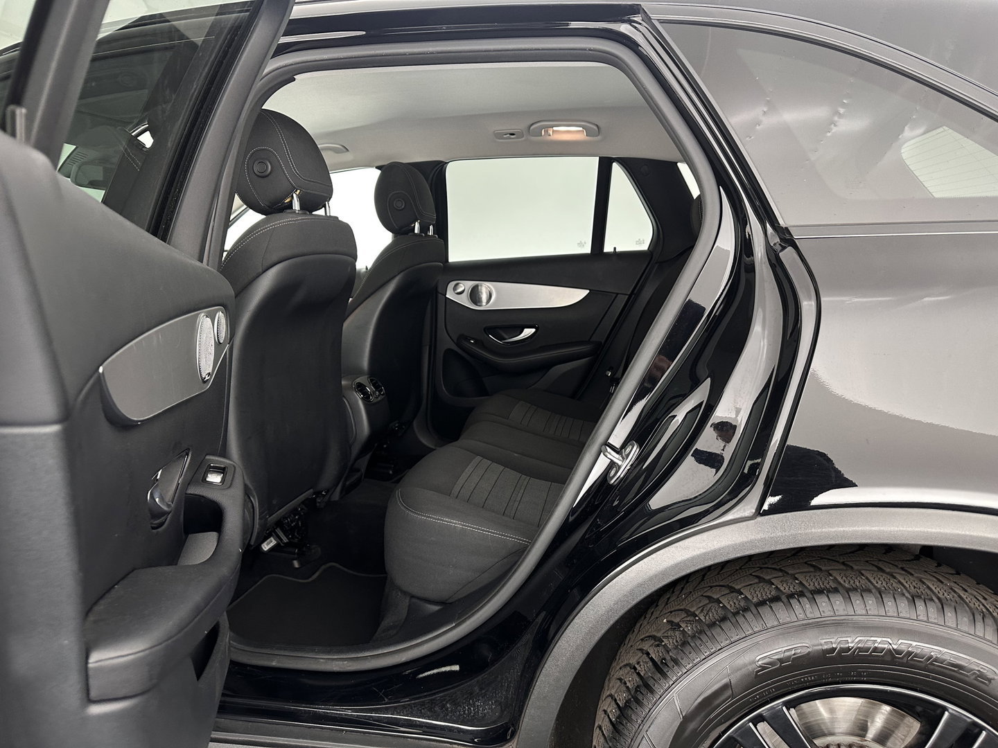 Mercedes-Benz GLC 220 d 4MATIC Ambition Aut. *FULL-LED | HEATED-COMFORTSEATS | BURMESTER-AUDIO | NAVI-FULLMAP | PRIVACY-GLASS | SHIFTPADDLES | ECC | PDC | CRUISE | 17''ALU*