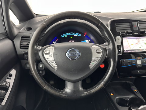 Nissan Leaf Acenta 30 kWh (INCL-BTW) *HEATPUMP | NAVI-FULLMAP | MICROFIBRE | DAB | CAMERA | DIGI-COCKPIT | KEYLESS | CRUISE | DIGI-COCKPIT | HEATED-COMFORTSEATS | PRIVACYGLASS | KEYLESS | 16"ALU*