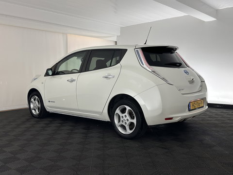 Nissan Leaf Acenta 30 kWh (INCL-BTW) *HEATPUMP | NAVI-FULLMAP | MICROFIBRE | DAB | CAMERA | DIGI-COCKPIT | KEYLESS | CRUISE | DIGI-COCKPIT | HEATED-COMFORTSEATS | PRIVACYGLASS | KEYLESS | 16"ALU*